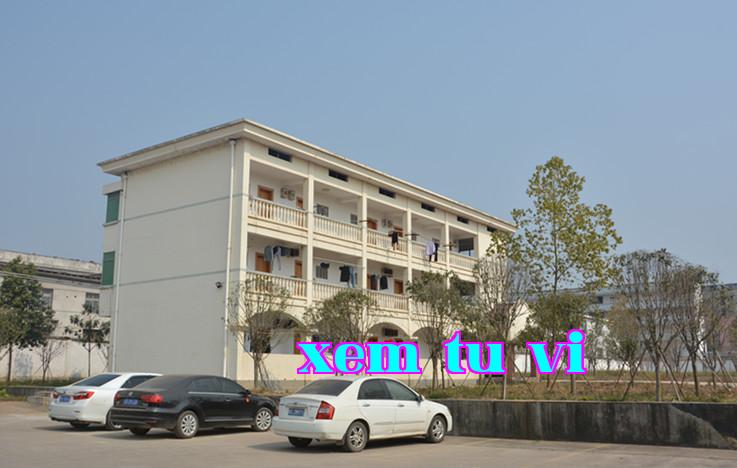 Kí túc xá nhân viên